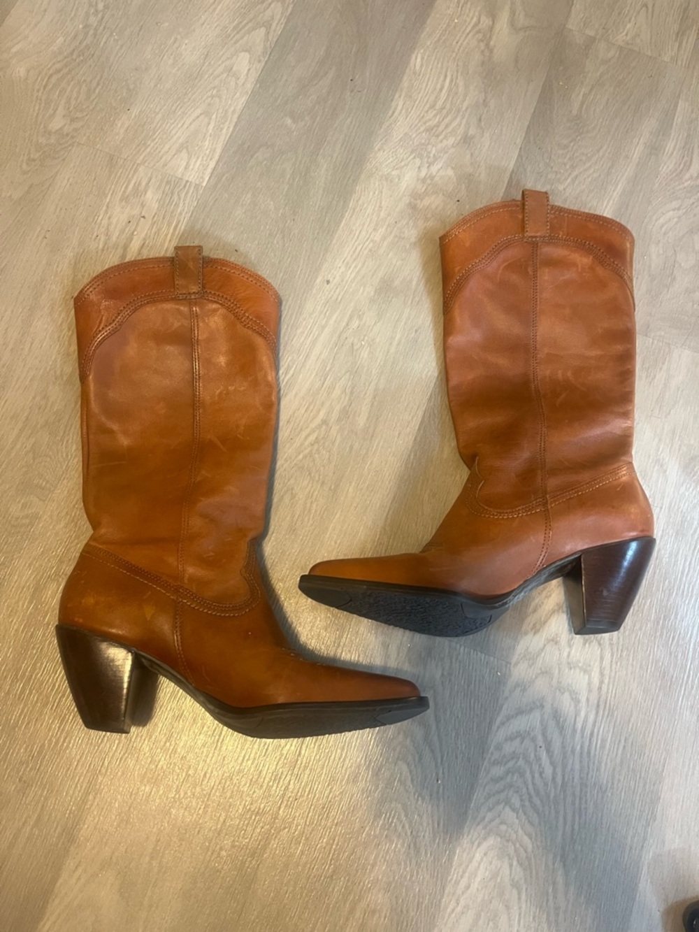 Women's Tan Genuine Leather Made in Brazil  Western Heeled Boots - Picture 5 of 8